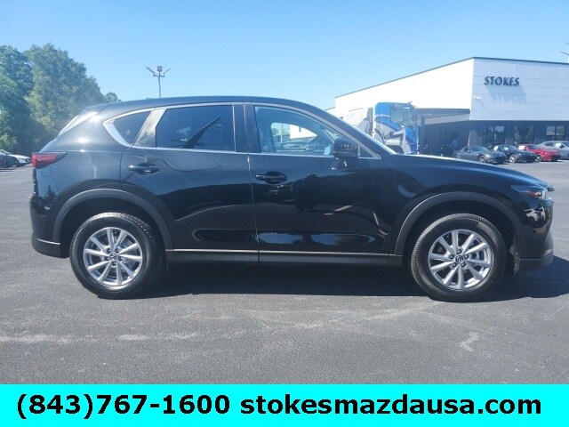 2022 Mazda CX-5 2.5 S Preferred photo 2