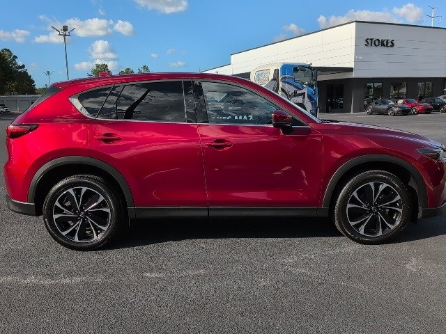 2023 Mazda CX-5 Premium photo 2