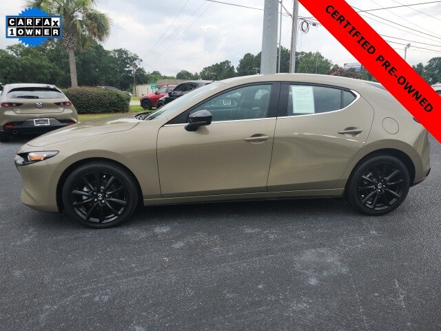 2024 Mazda Mazda3 Hatchback 2.5 Carbon Turbo photo 3