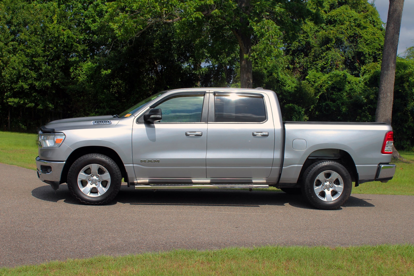 Used 2019 RAM Ram 1500 Pickup Big Horn/Lone Star with VIN 1C6SRFFT2KN668866 for sale in Goose Creek, SC