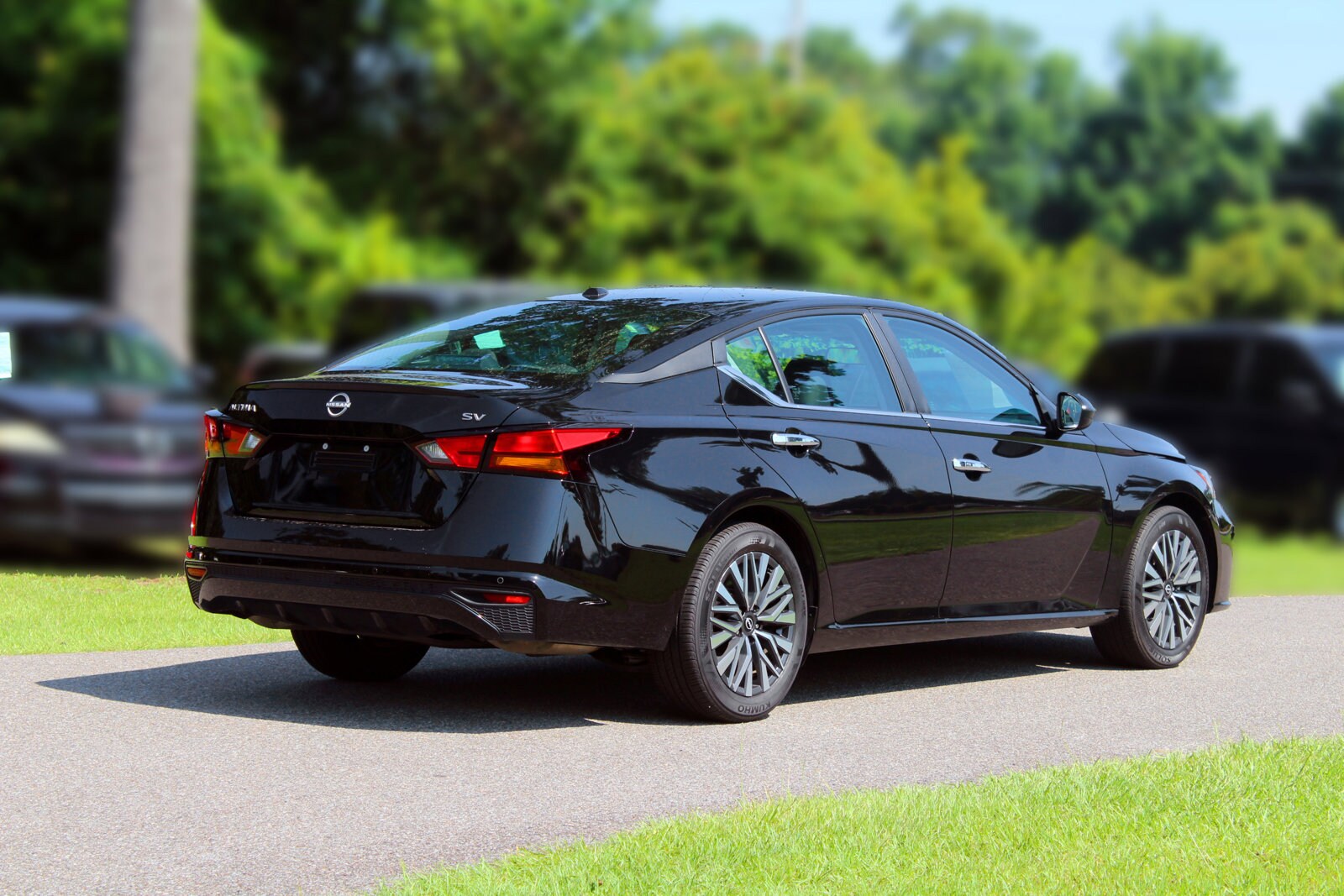 2024 Nissan Altima 2.5 SV photo 4