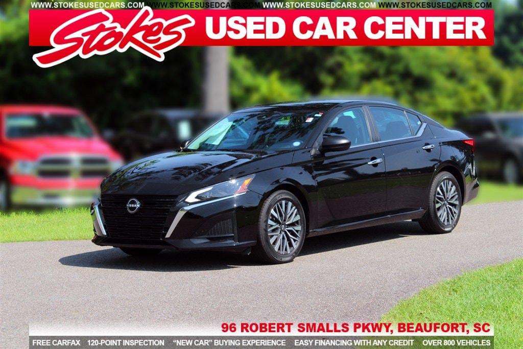 2024 Nissan Altima SV's photo