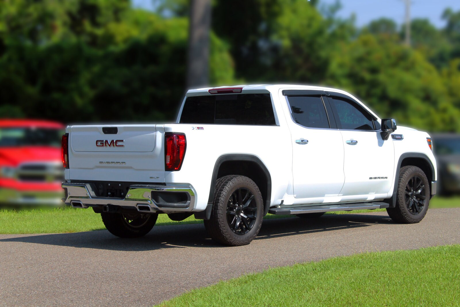 2021 Gmc Sierra 1500 SLT photo 4