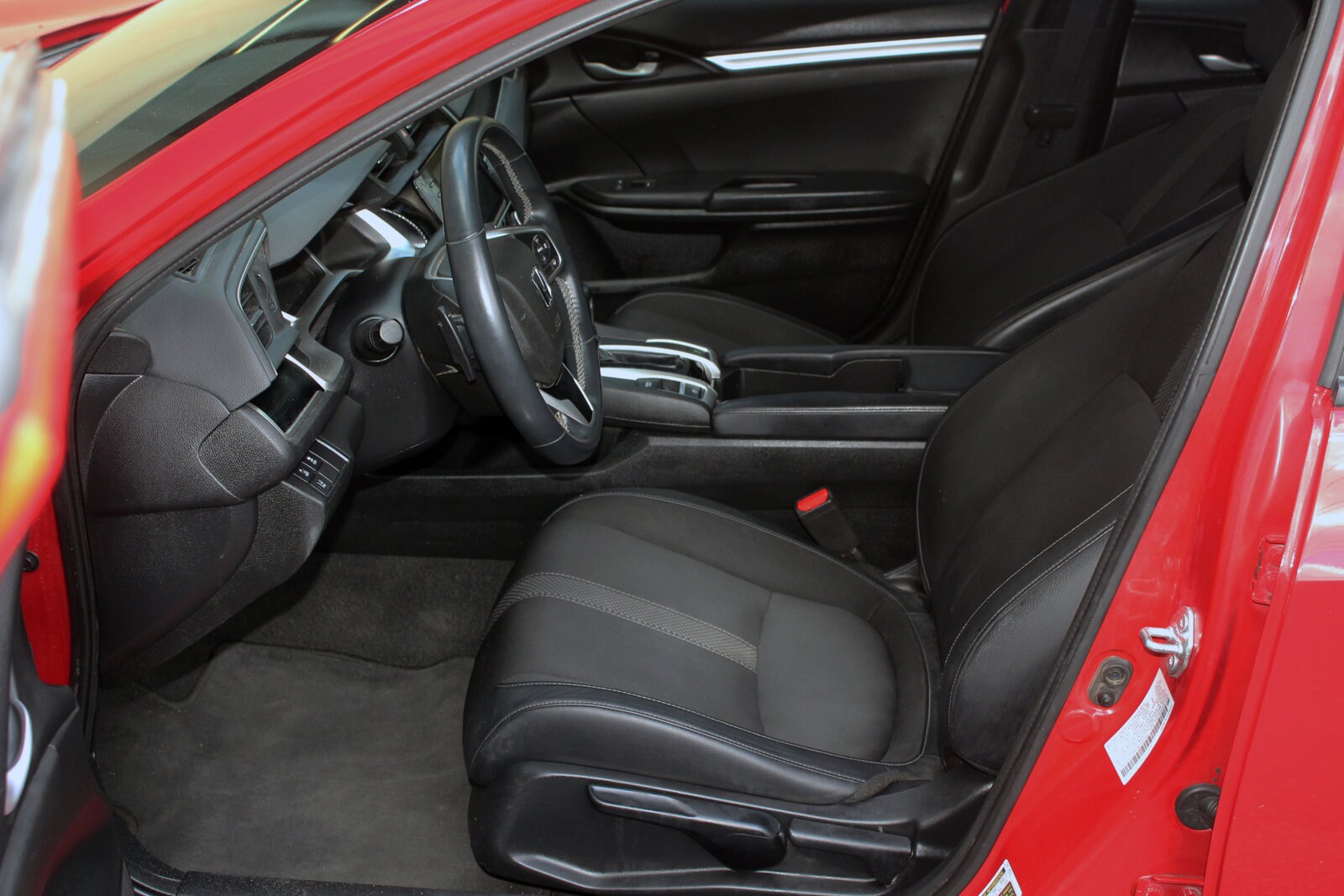 2021 Honda Civic Sport photo 4
