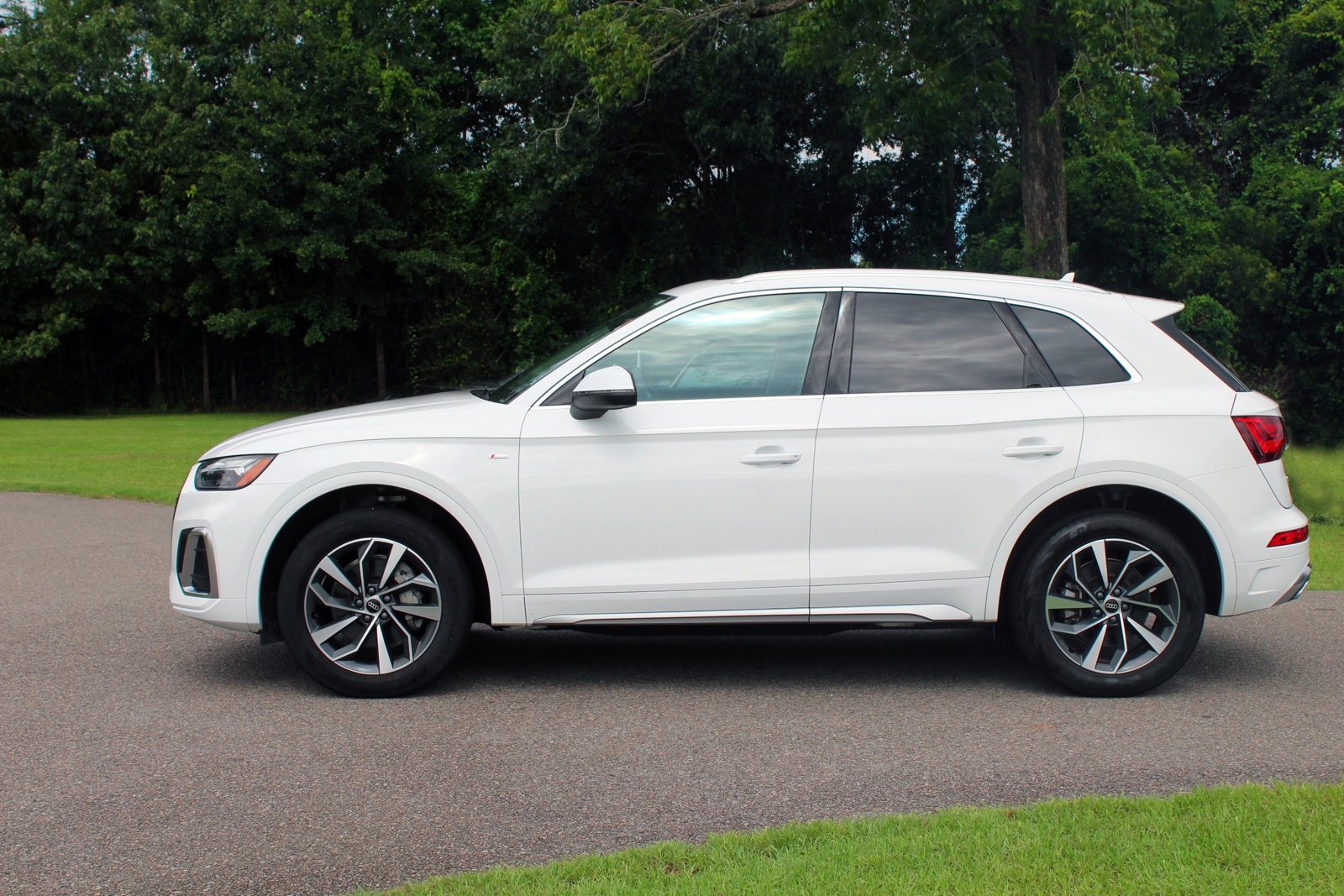 Used 2023 Audi Q5 Premium Plus with VIN WA1EAAFY4P2059101 for sale in Goose Creek, SC