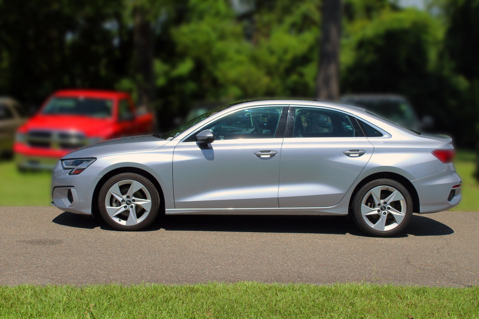 2022 Audi A3 Premium photo 2
