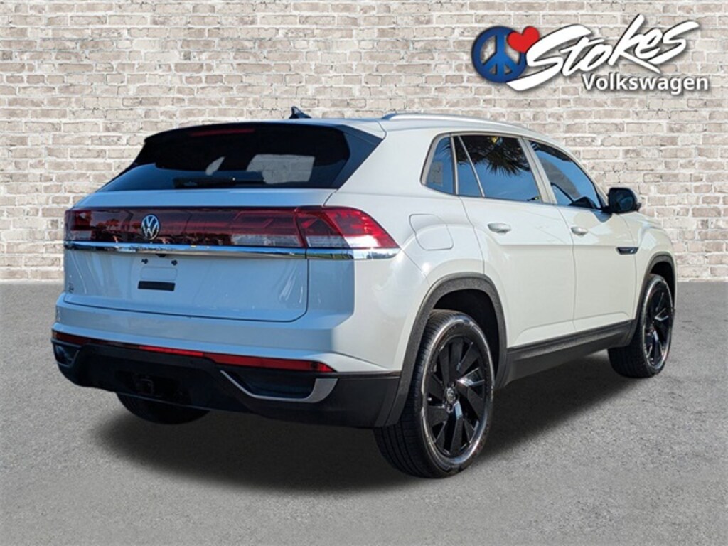 Certified 2025 Volkswagen Atlas Cross Sport 2.0T SE w/Technology SUV