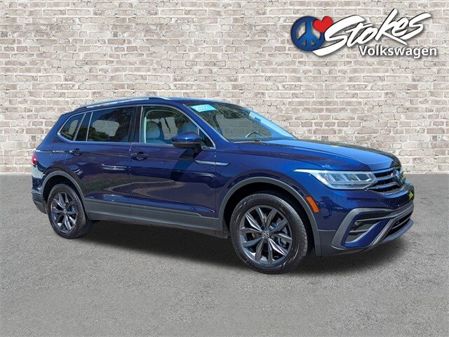 2022 Volkswagen Tiguan SE photo 2