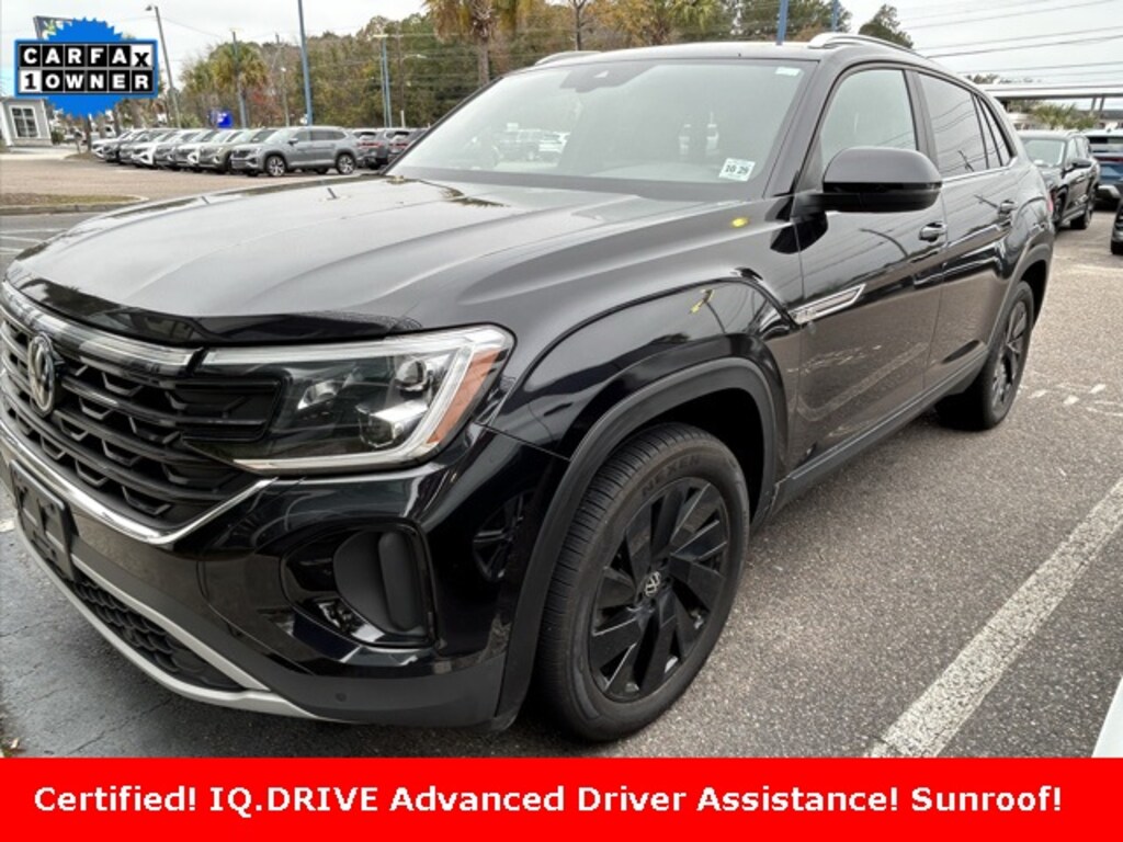 Used 2024 Volkswagen Atlas Cross Sport 2.0T SE w/Technology SUV