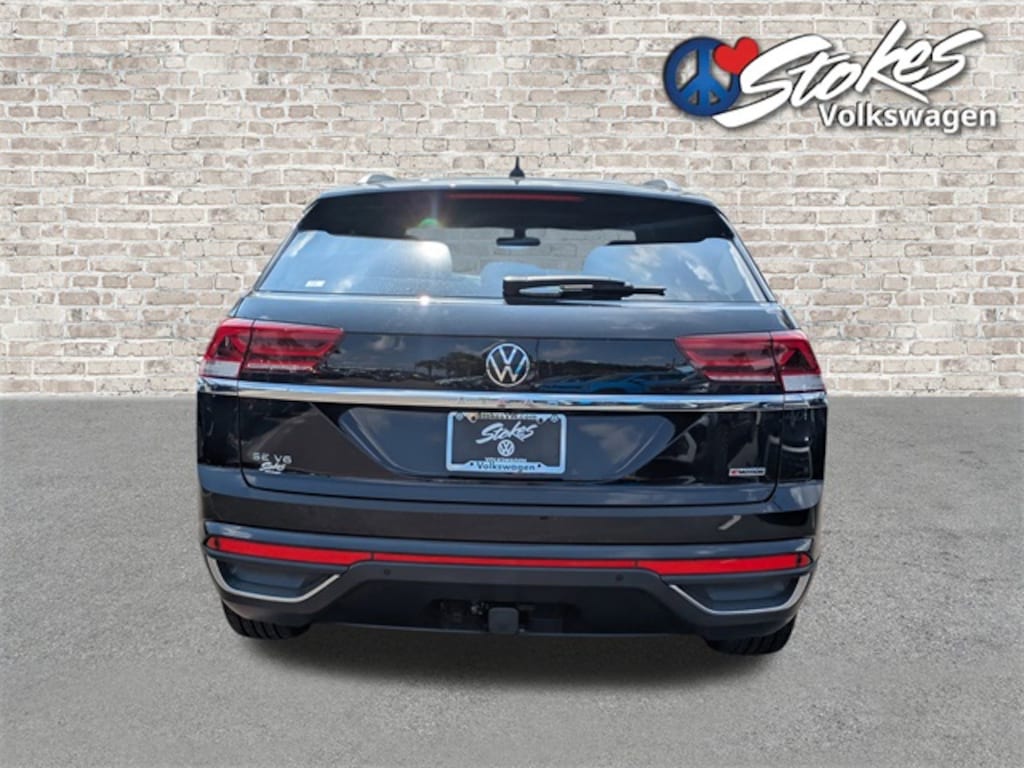 Used 2022 Volkswagen Atlas Cross Sport 3.6L V6 SE w/Technology SUV
