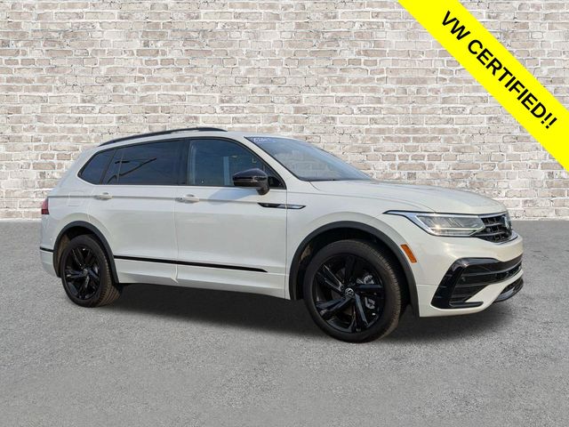 2024 Volkswagen Tiguan SE R-LINE BLACK
