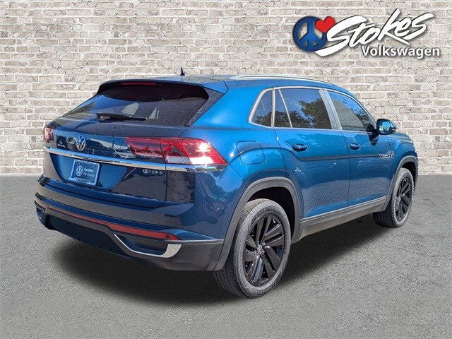 2021 Volkswagen Atlas Cross Sport SE Technology photo 3