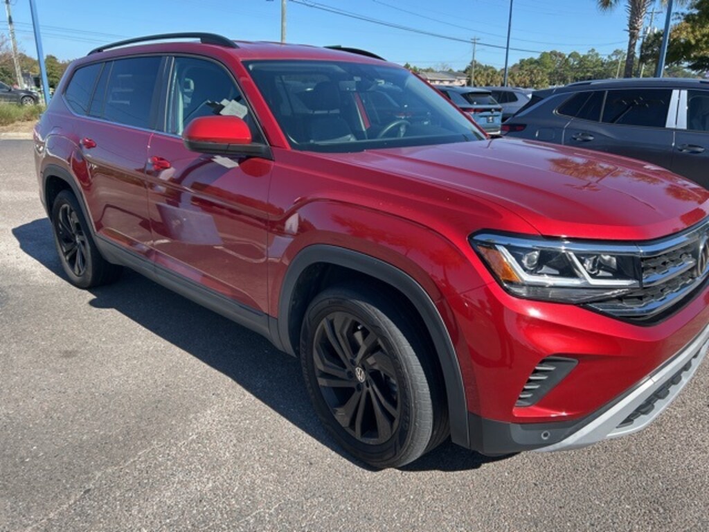 Used 2022 Volkswagen Atlas 2.0T SE w/Technology SUV