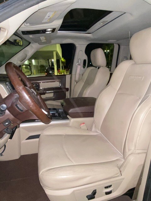 2013 Ram 1500 Laramie photo 4