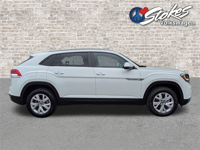 2021 Volkswagen Atlas Cross Sport photo 3