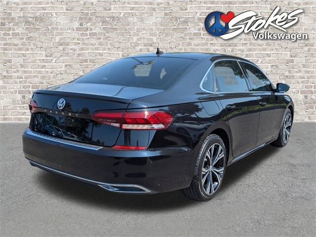2021 Volkswagen Passat 2.0T SE photo 4