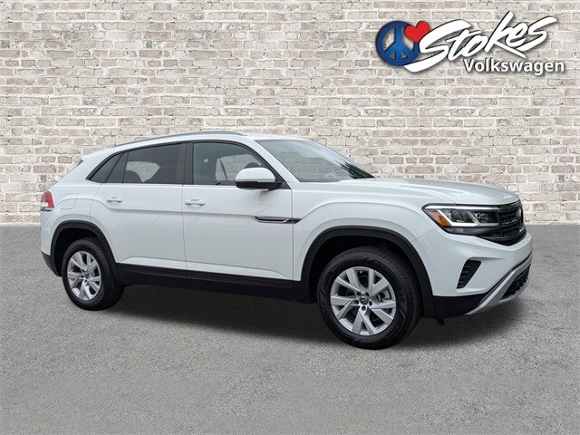 2021 Volkswagen Atlas Cross Sport photo 2