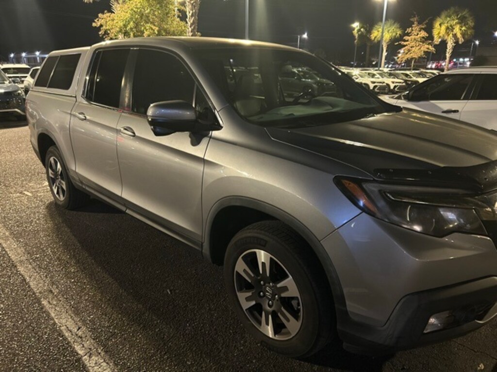 Used 2017 Honda Ridgeline RTL-T AWD Truck Crew Cab