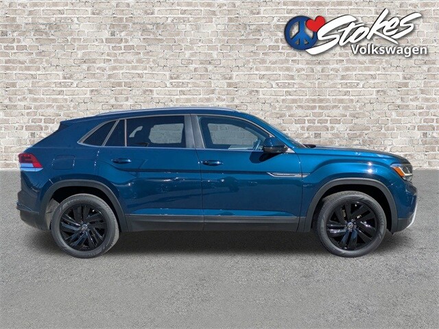 2021 Volkswagen Atlas Cross Sport SE Technology photo 2