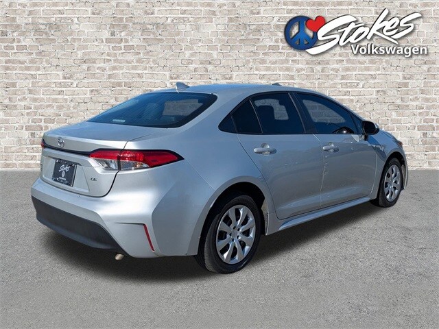 2024 Toyota Corolla LE photo 4