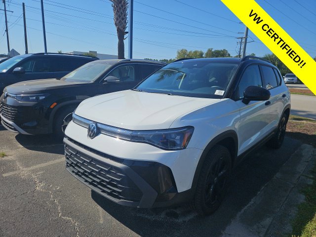 2026 Volkswagen Taos SE Black