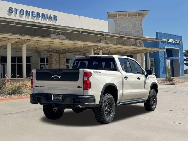 2026 Chevrolet Silverado 1500 ZR2 - Photo 4