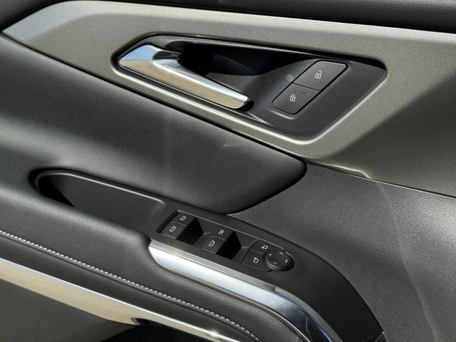 2025 Chevrolet Traverse LT - Photo 19