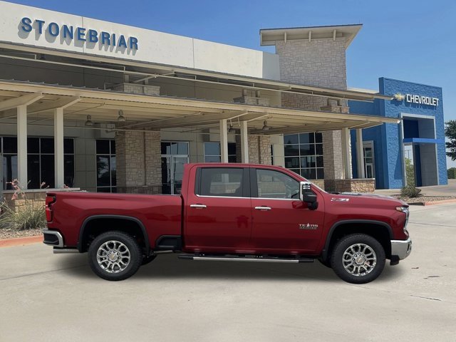 2025 Chevrolet Silverado 2500HD LTZ photo 2