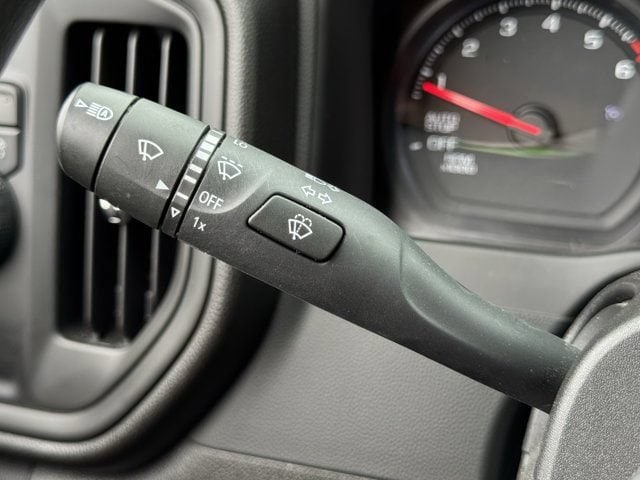 2024 Chevrolet Silverado 1500 Custom - Photo 21