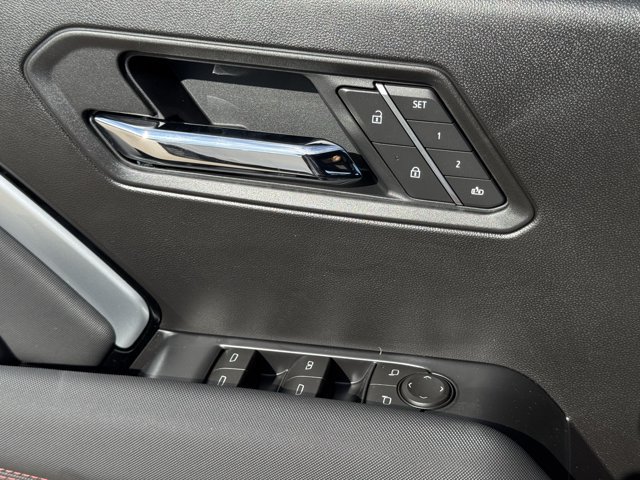 2026 Chevrolet Colorado Z71 - Photo 19