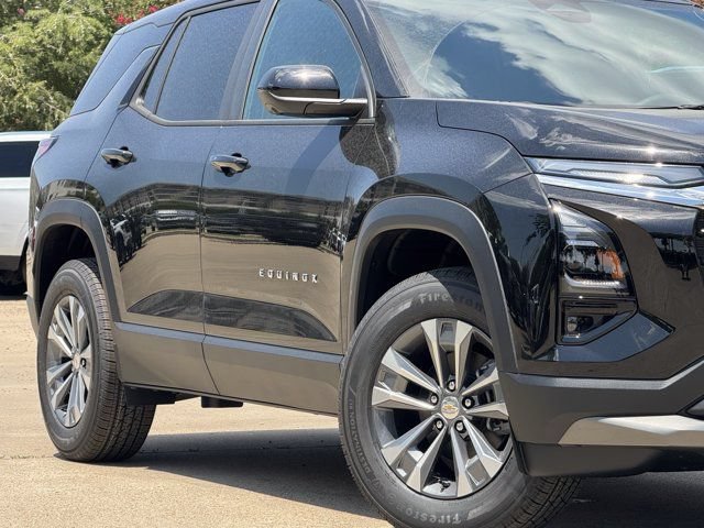 2027 Chevrolet Equinox LT - Photo 3