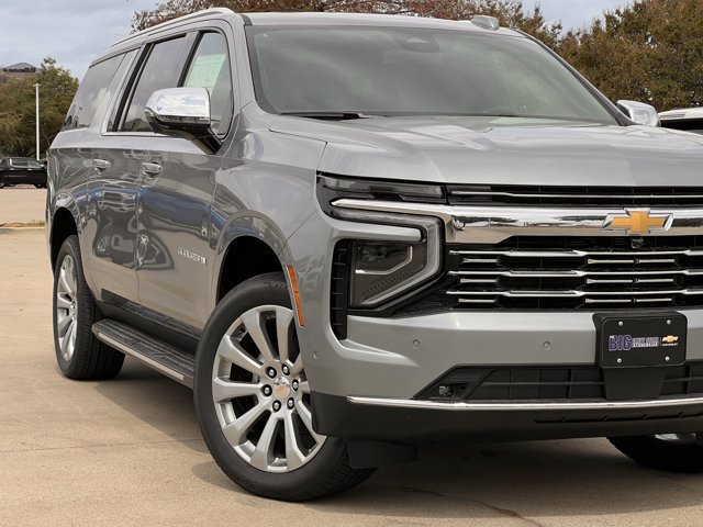 2026 Chevrolet Suburban Premier - Photo 9