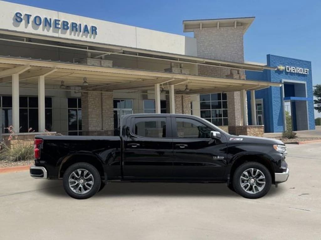 New 2026 Chevrolet Silverado 1500 LT Truck Crew Cab