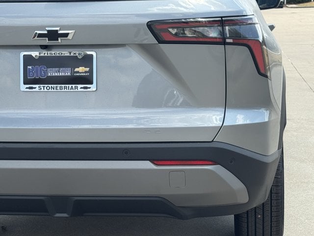 2027 Chevrolet Equinox LT - Photo 7