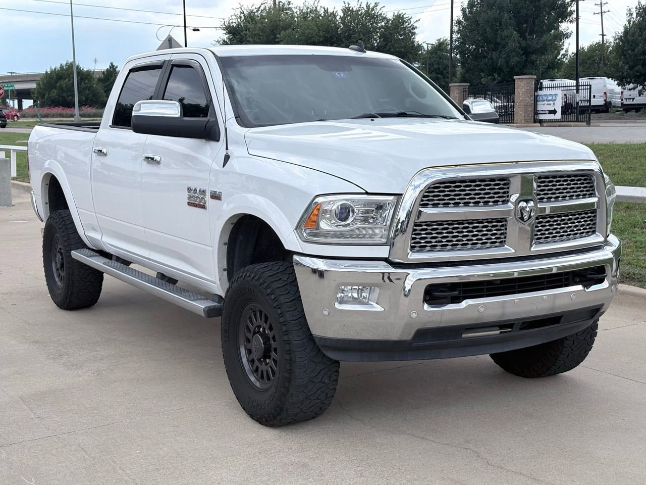 2016 RAM 2500 Laramie 4X4 Crew Cab SWB's photo