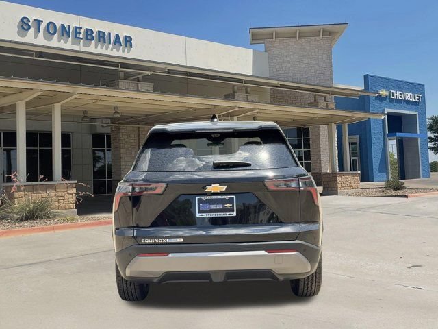 2027 Chevrolet Equinox LT - Photo 6