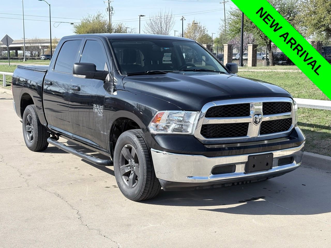 2019 RAM 1500 Classic SLT Crew Cab 4WD