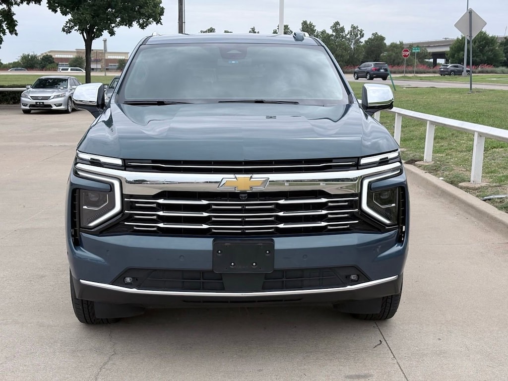 Used 2025 Chevrolet Suburban Premier SUV