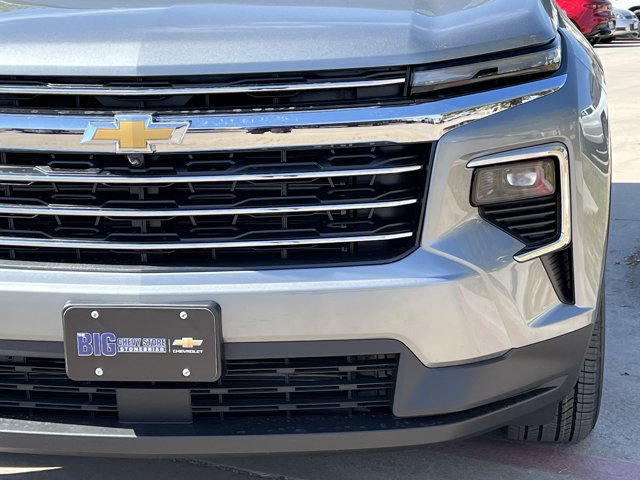 2027 Chevrolet Traverse LT - Photo 8