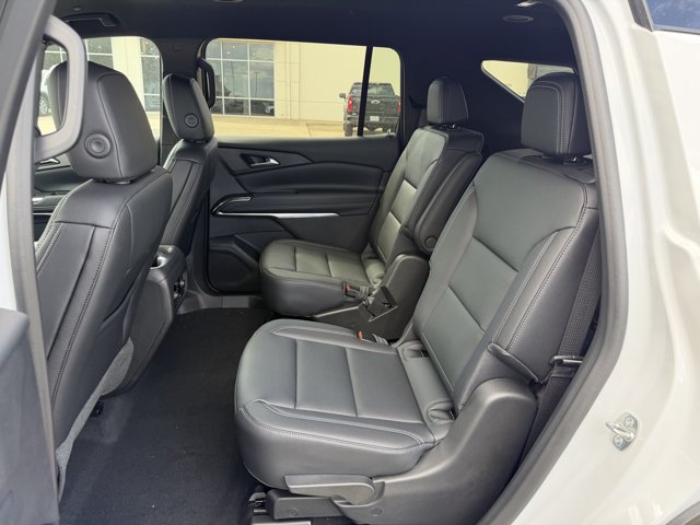 2027 Chevrolet Traverse LT - Photo 25