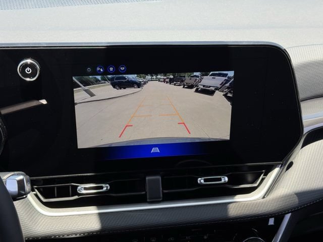 2027 Chevrolet Equinox LT - Photo 14