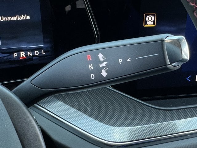 2026 Chevrolet Suburban RST - Photo 17