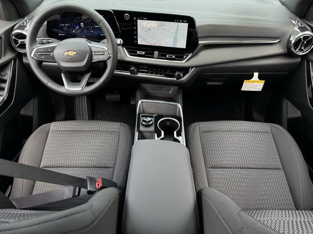2027 Chevrolet Equinox LT - Photo 10