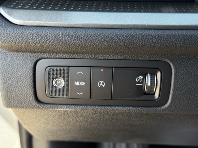 2027 Chevrolet Traverse LT - Photo 18