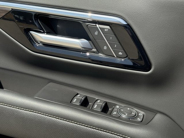 2026 Chevrolet Tahoe Premier - Photo 19