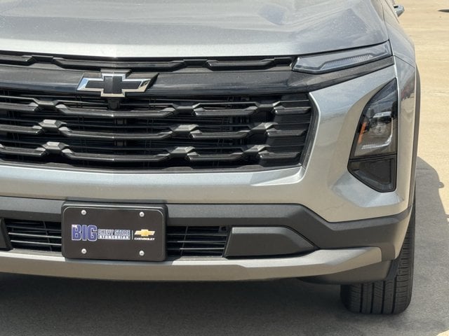 2027 Chevrolet Equinox LT - Photo 9