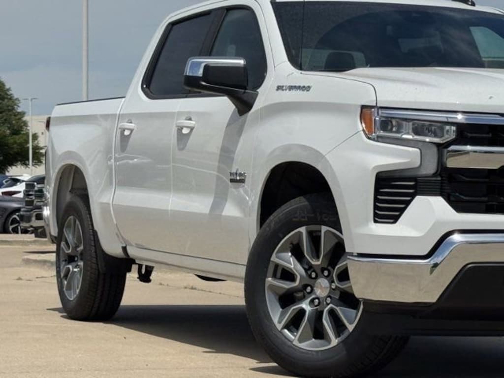 New 2026 Chevrolet Silverado 1500 LT Truck Crew Cab