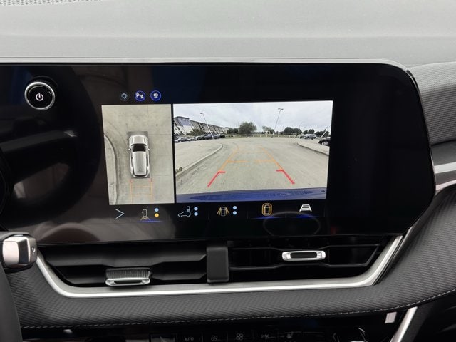 2027 Chevrolet Equinox LT - Photo 14