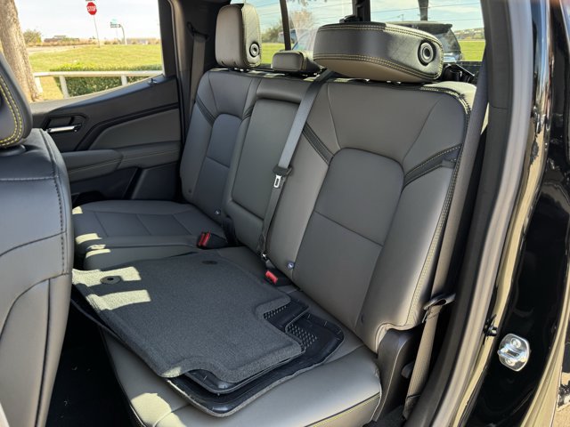2026 Chevrolet Colorado ZR2 - Photo 21