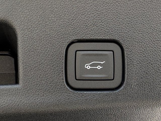 2027 Chevrolet Traverse LT - Photo 26